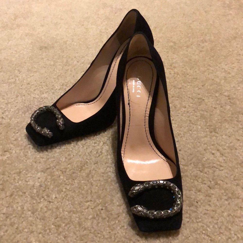 SOLD Gucci Dionysus embellished suede pumps